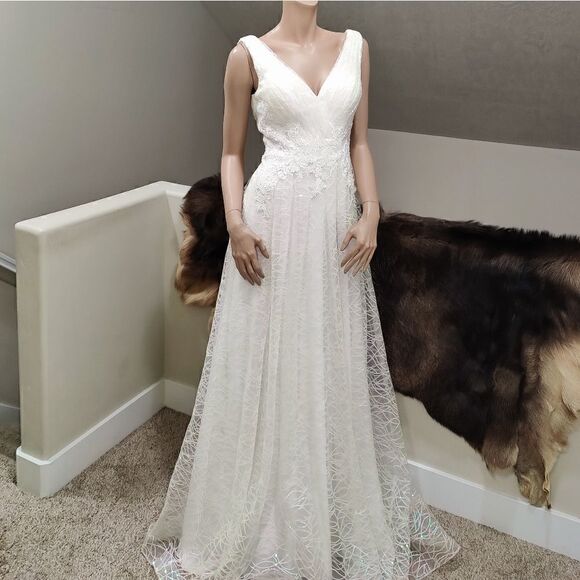 Color Shifting Sequins & Beaded Embroidered Lace Tulle Gown, White Wedding Dress - Picture 4 of 17